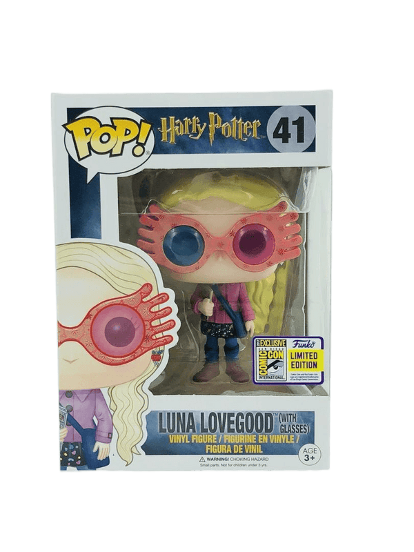 luna lovegood with glasses san diego comic con 41