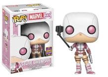 selfie gwenpool san diego comic con 232