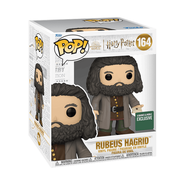 rubeus hagrid a barnes noble exclusive green background 164
