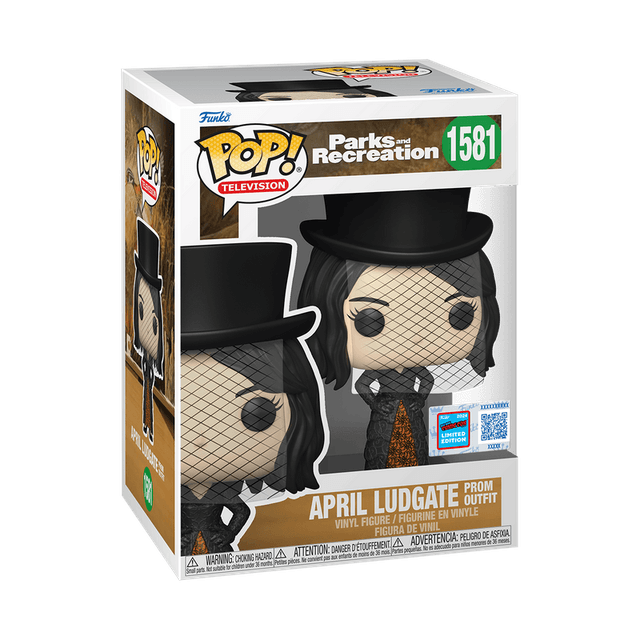 april ludgate prom outfit new york comic con 1581