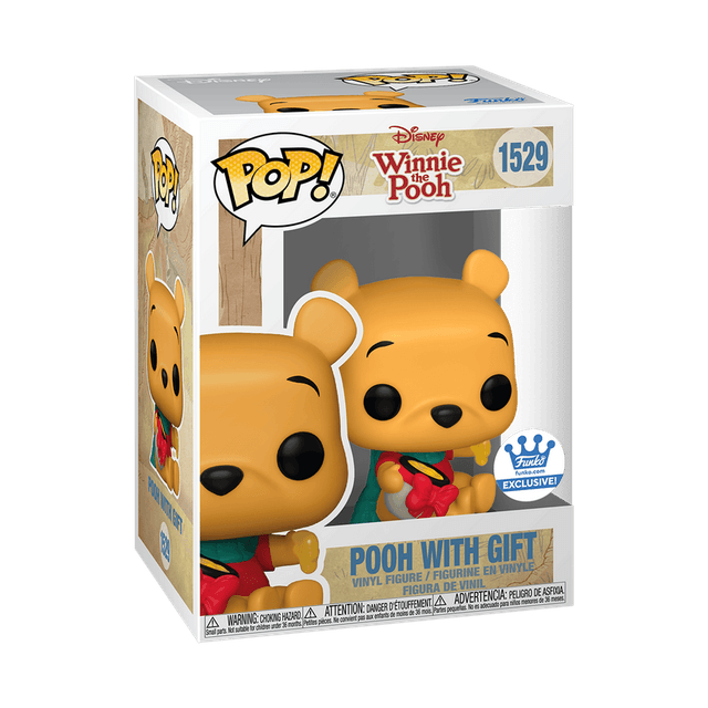 pooh with gift exclusive white background 1529