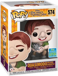 quasimodo holding gargoyle summer convention 2019 574